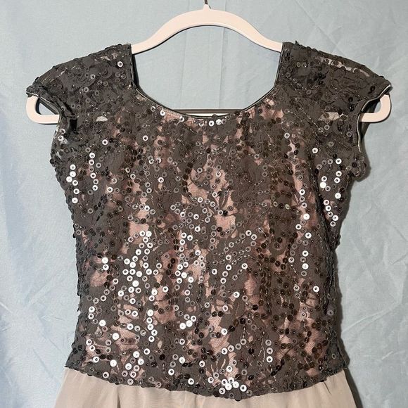 Dance Costume (MA) - Picture 2 of 4